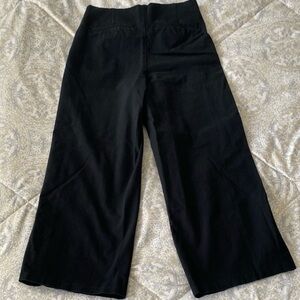Old Navy Pixie Black Wide-Leg Pants
M